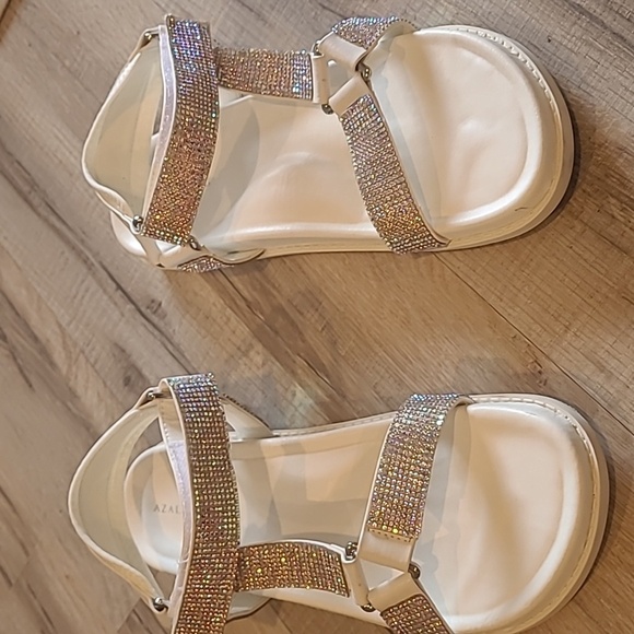 Azalea Wang Here for the Banter Rhinestone Strap Flatform Sandals 9 White - Picture 1 of 9